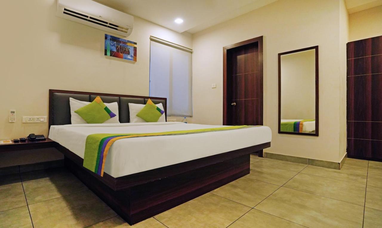 Treebo Lazystay Grand Patia Bhubaneswar Buitenkant foto