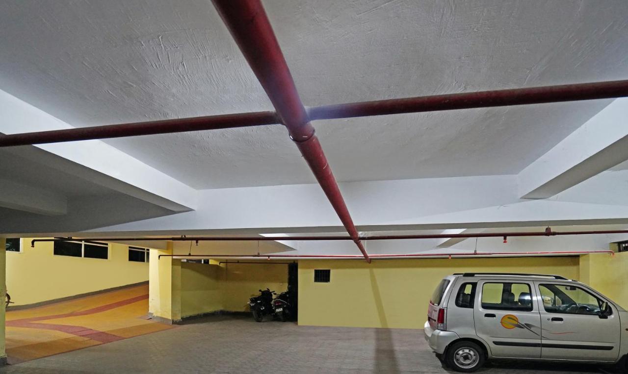 Treebo Lazystay Grand Patia Bhubaneswar Buitenkant foto