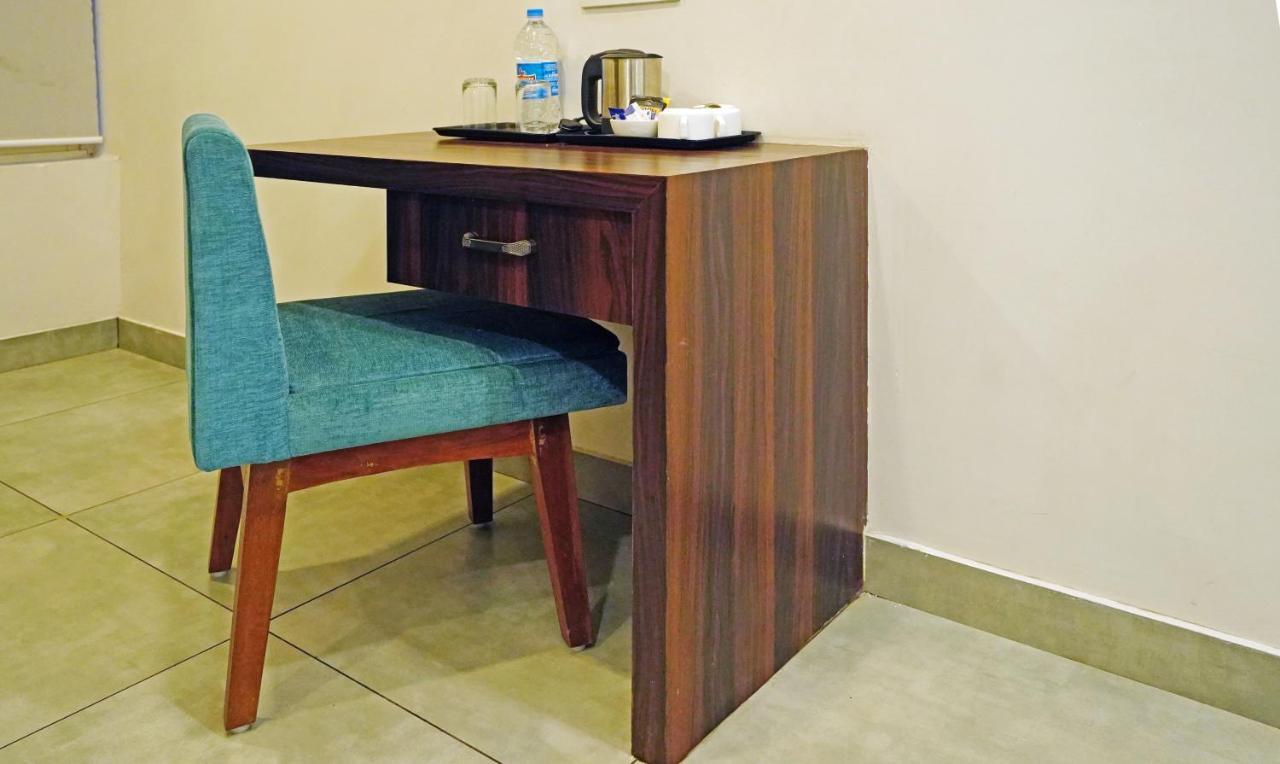 Treebo Lazystay Grand Patia Bhubaneswar Buitenkant foto