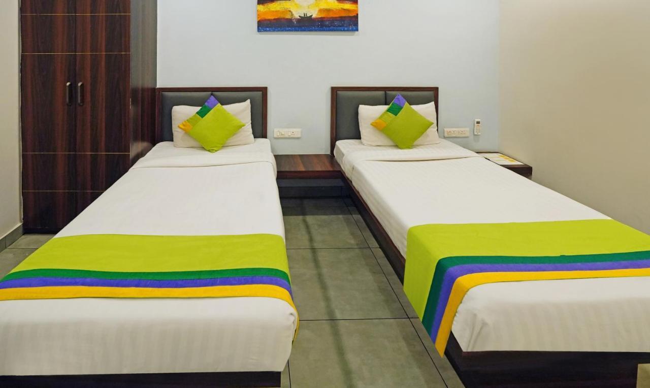 Treebo Lazystay Grand Patia Bhubaneswar Buitenkant foto