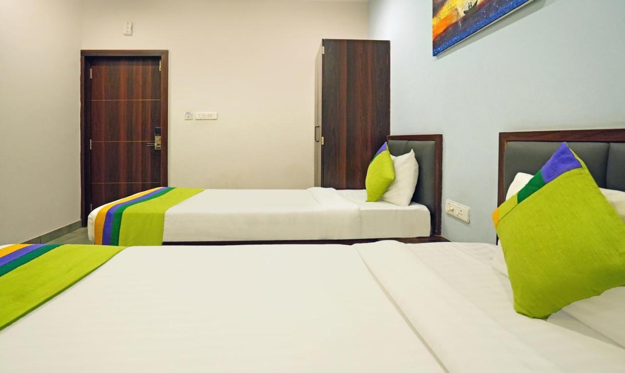 Treebo Lazystay Grand Patia Bhubaneswar Buitenkant foto